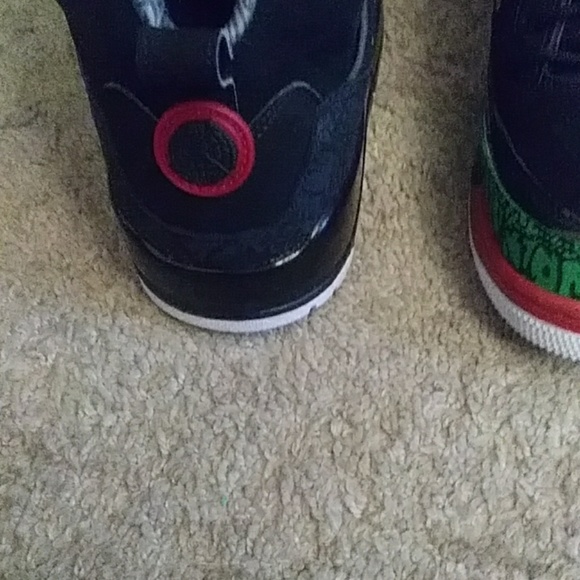 Spike Lee "Son of Mars" Jordans - Picture 3 of 4